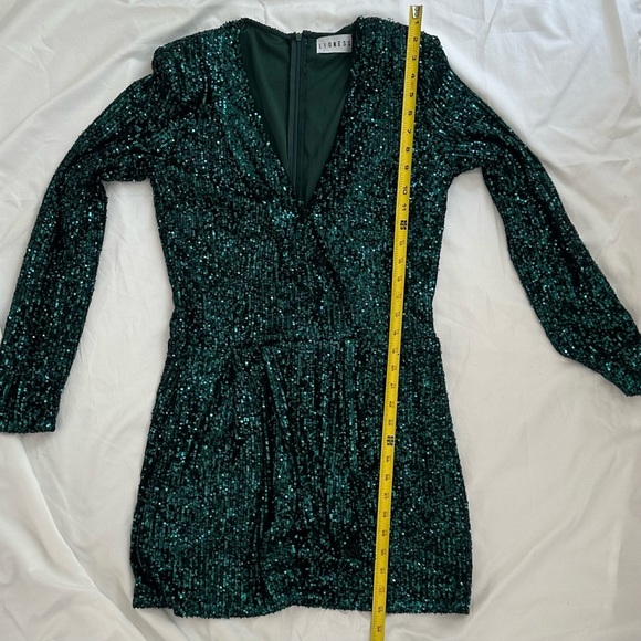 Lioness Make Your Move Mini Dress In Emerald Green Sequin, size Large - Picture 6 of 10